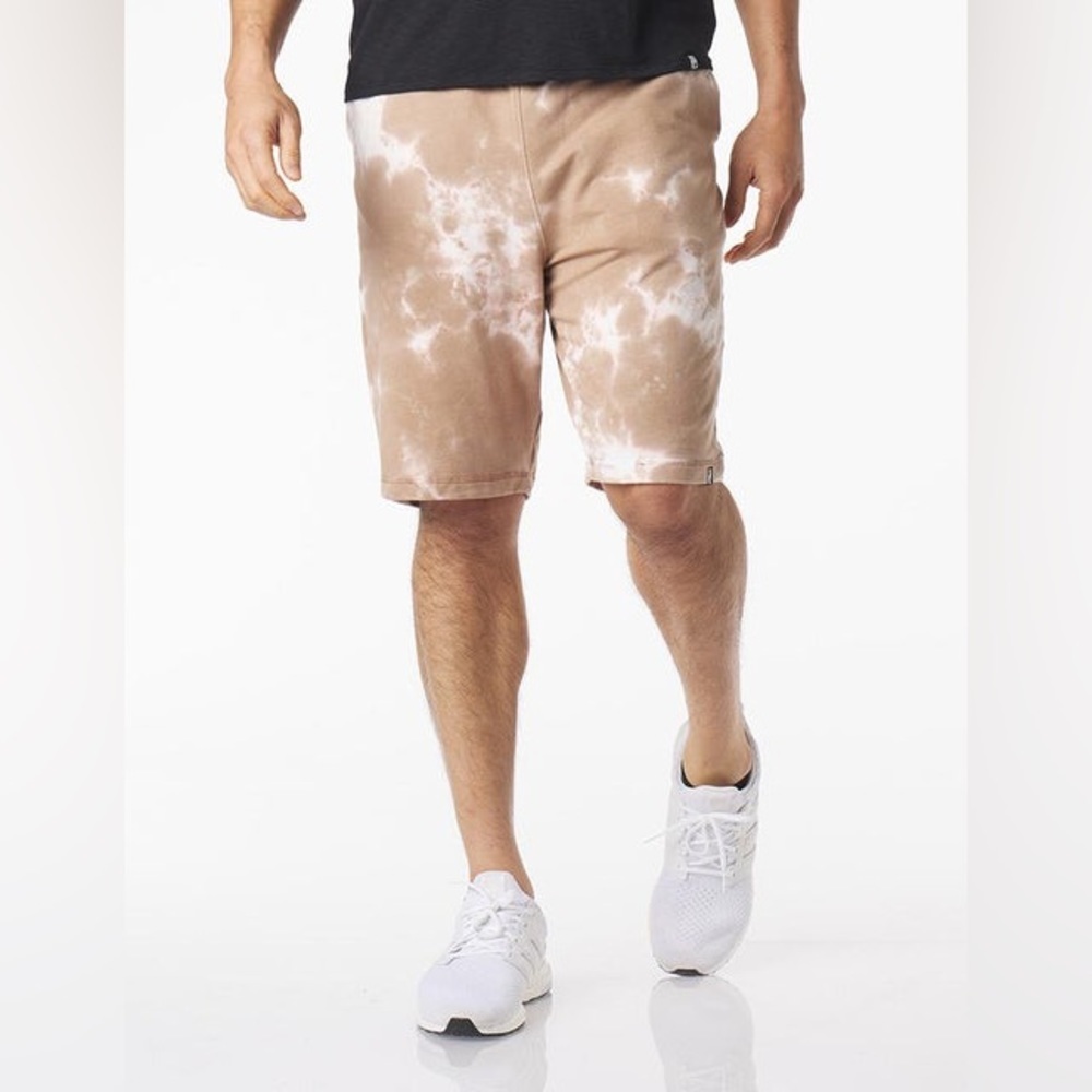 EUC Glyder Sycamore Short: Sand Stone Blur Dye